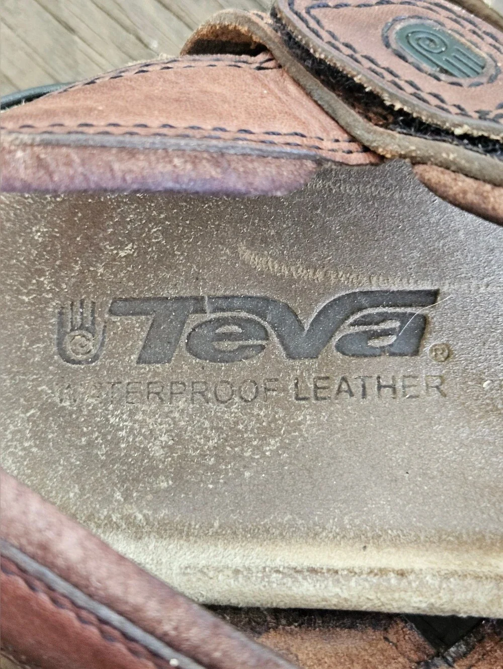Teva Men's Brown Leather Sport Hiking Walking Sandals Size 11